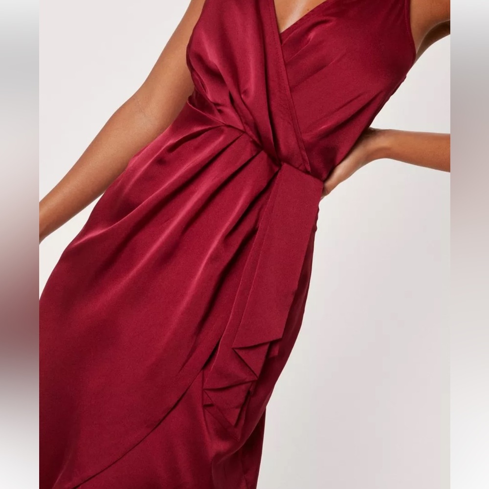 Nasty Gal Burgundy Satin Spaghetti Adjustable Strap Midi Wrap Dress Sz 2 - Picture 11 of 13